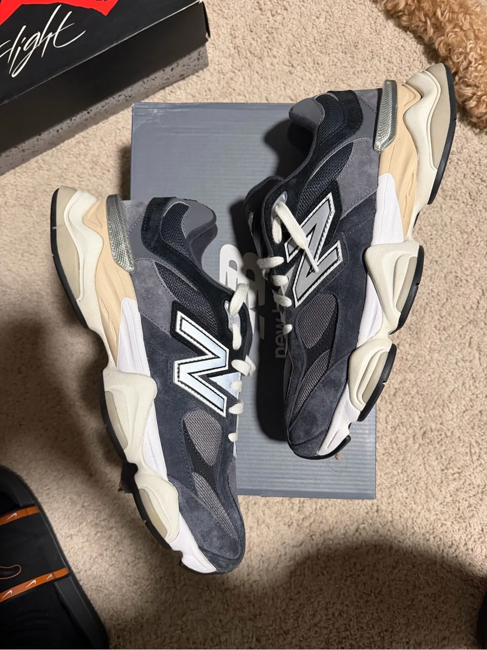 New Balance 9060